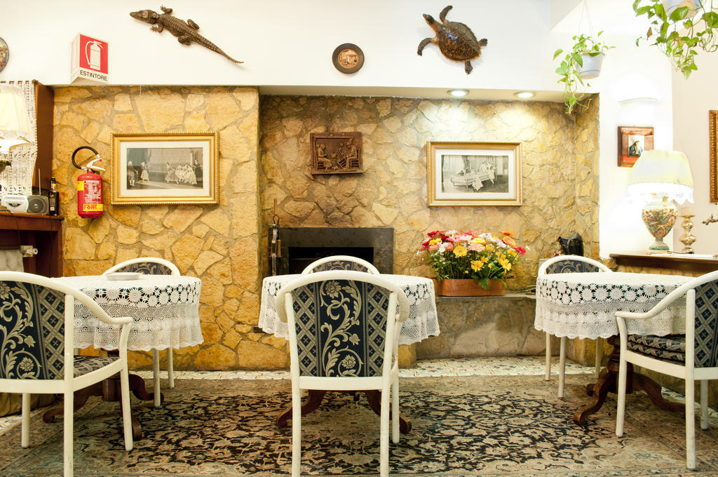Hotel Palma Castellammare di Stabia Exterior foto